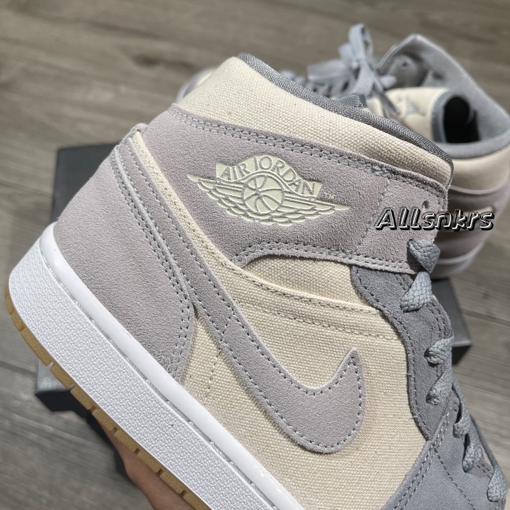 Air Jordan 1 Mid Coconut Milk Men’s - Picture 2 of 10